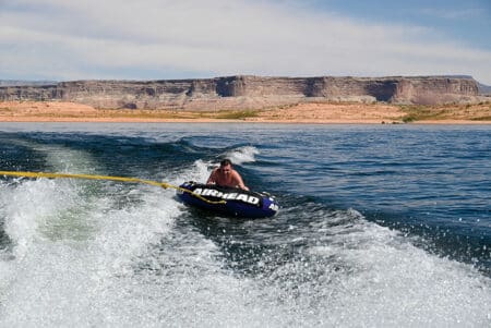 אגם פאוול וסביבות העיירה פייג' - שיט באגם