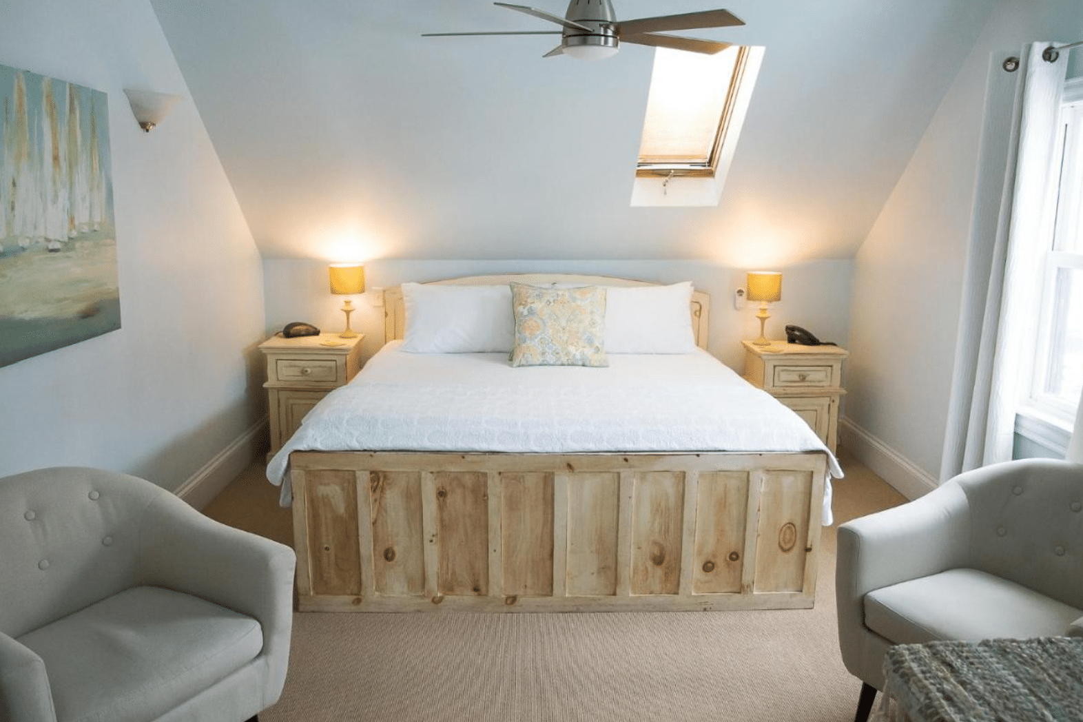 מלונות בעיירה לוננברג - Salt Shaker Deli & Inn